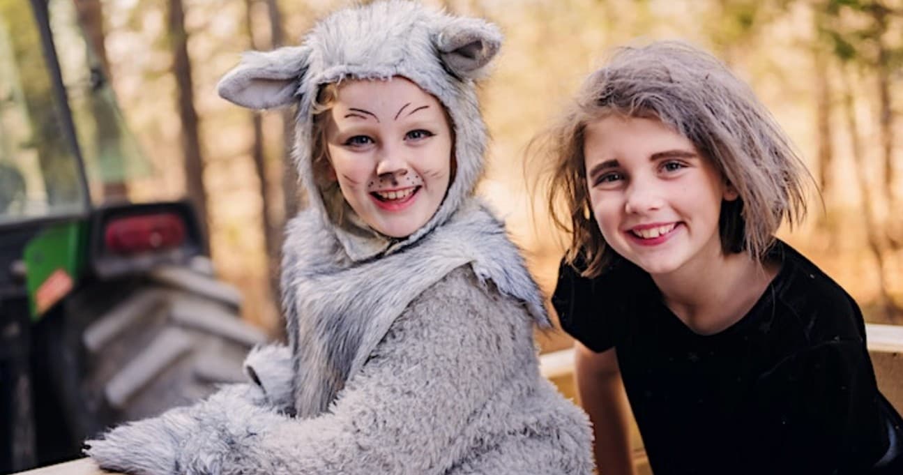 Kid Friendly Halloween Fun at The Log Farm, Ottawa
