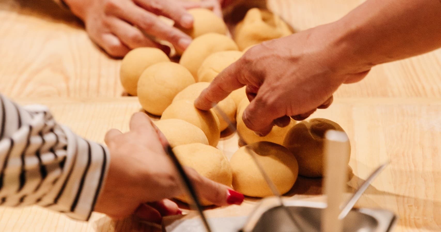 Valentine's Pasta Night in Roma Norte: Hands-On Date Night & Fresh Pasta Workshop photo 4