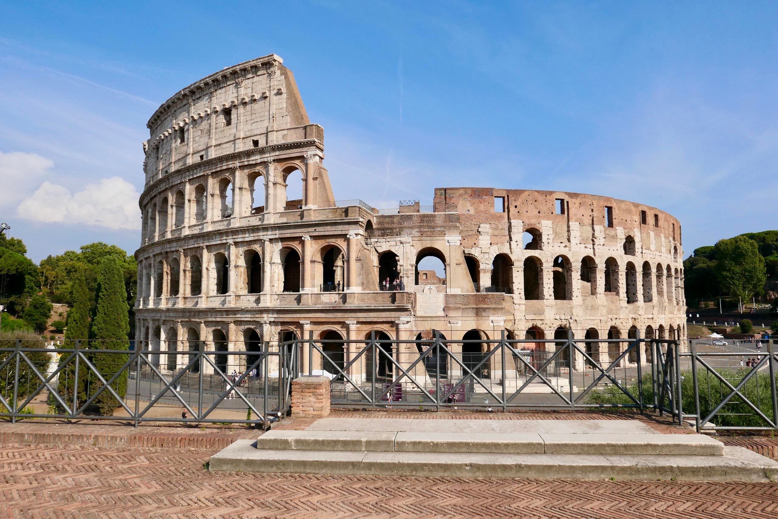 Rome Ancient Ruins Guided Tour with Touriks