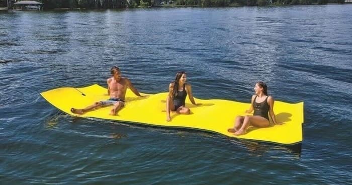 Floating Mat Rentals at Lee's Grand Lake Resort