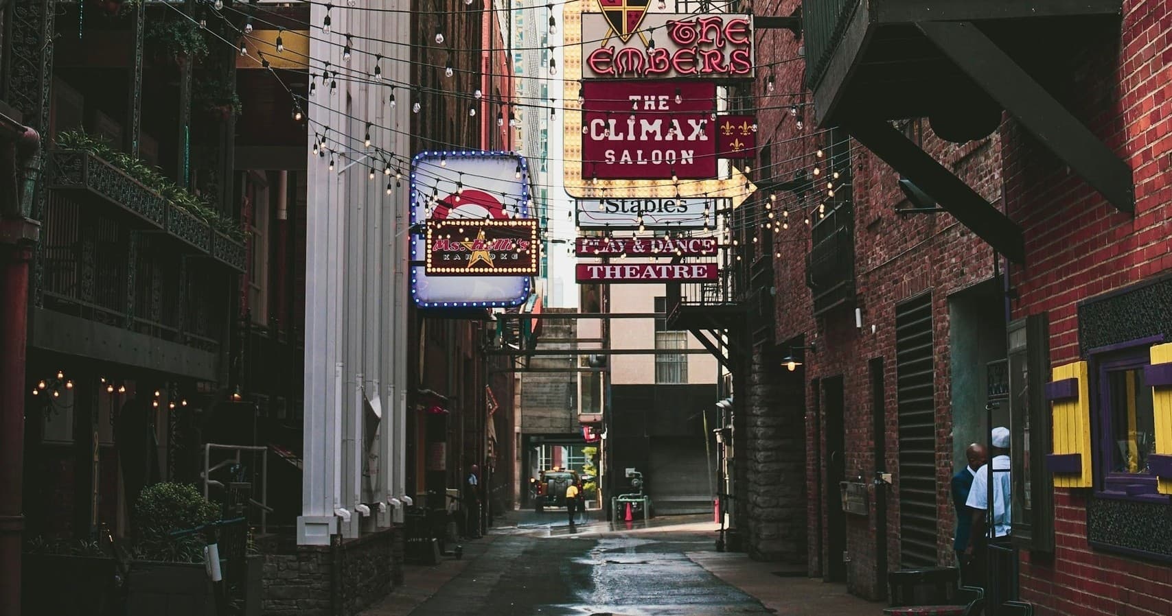 True Crime & Ghost Tours in Nashville with Nashville Tours