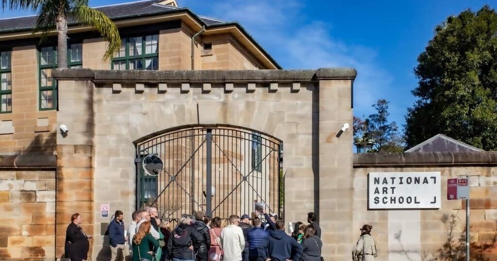 Unraveling Sydney’s Dark Past: A Sex, Scandal & Murder Walking Tour in Darlinghurst