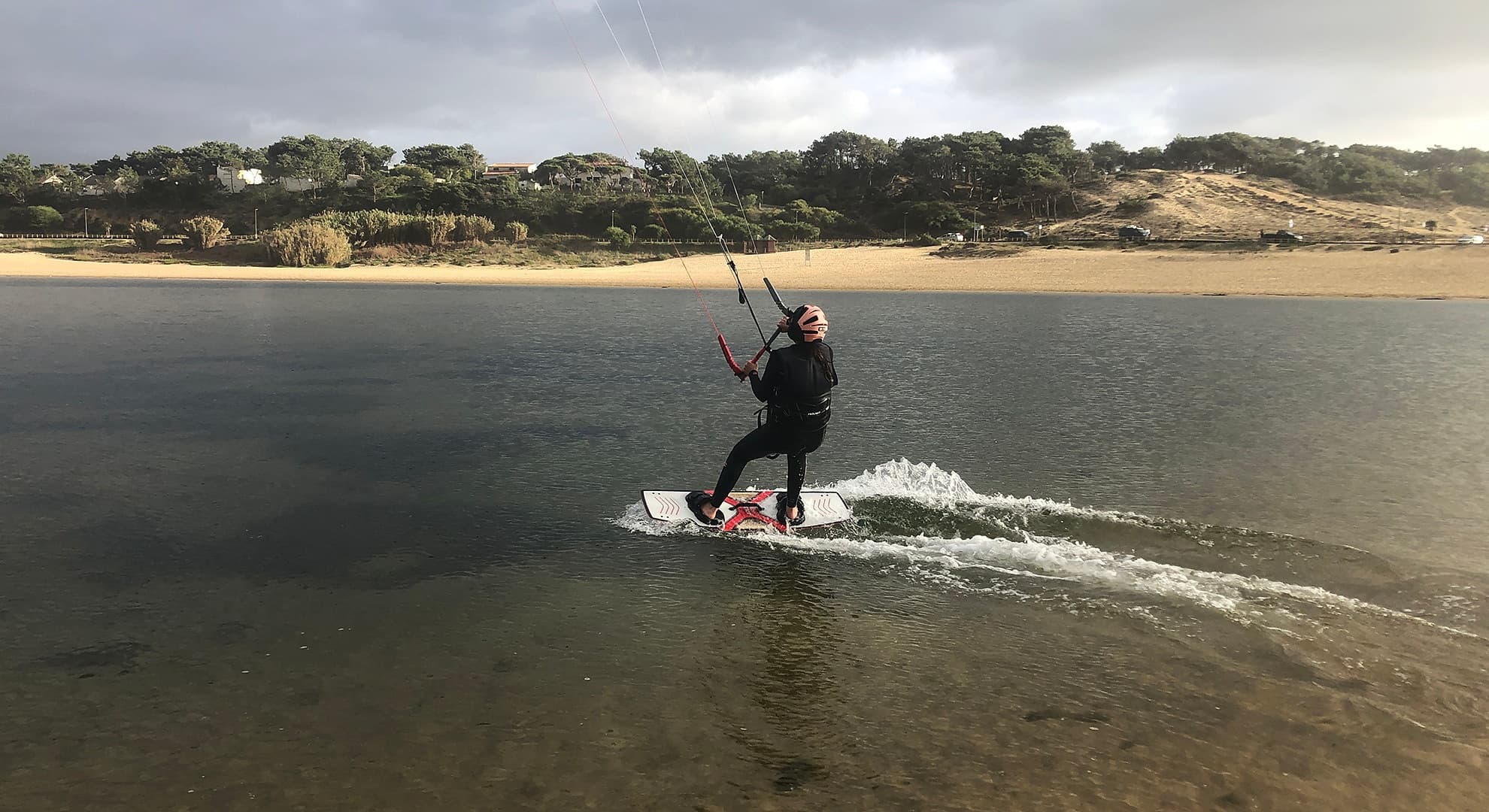 Water Activities & South Adventures: Kiteboarding in Guincho & Costa da Caparica