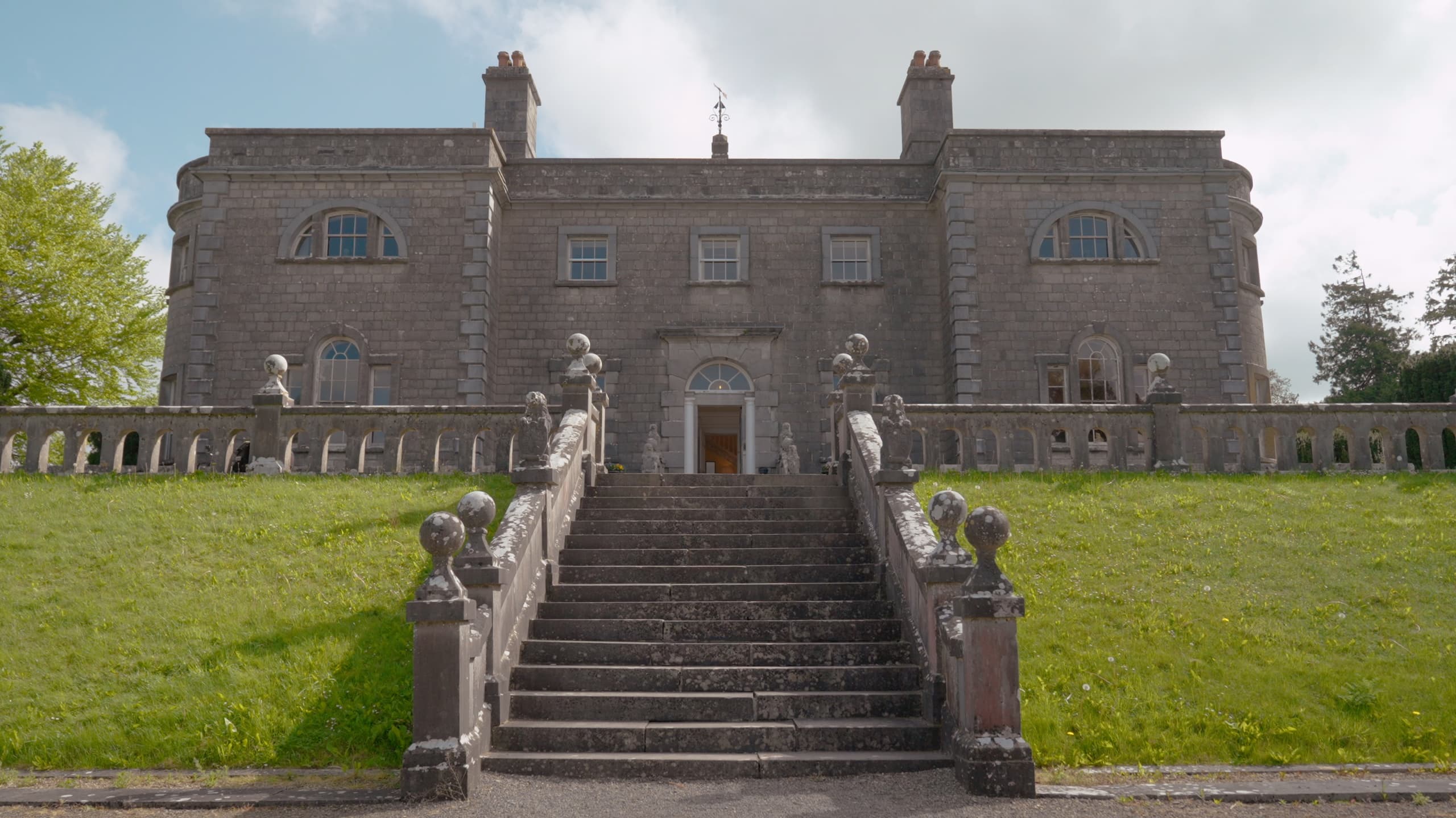 Belvedere Guided Walking Tour: Explore the Jealous Wall & Walled Gardens in Mullingar photo 3