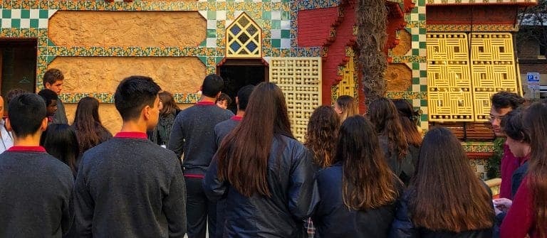 Land Adventures at Casa Vicens Gaudí with Deconstruint