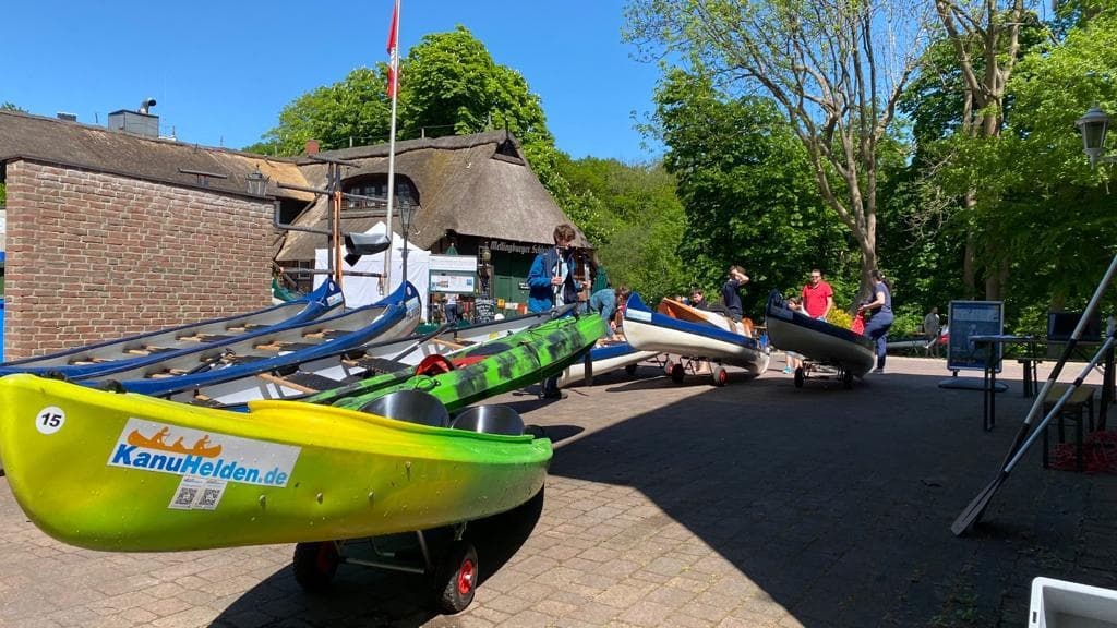 Oberalster Hour: Kayak and Canoe Rentals at Verleih Ratsmühle