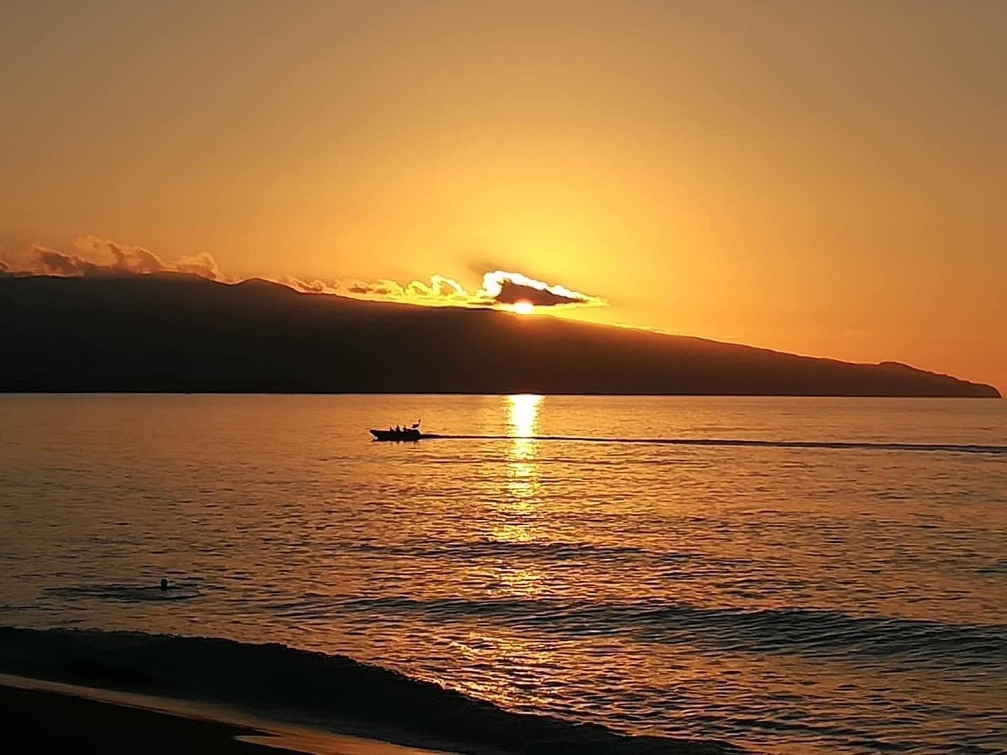 Sunset Boat Tour with Azores Boat Adventures in Ribeira Grande
