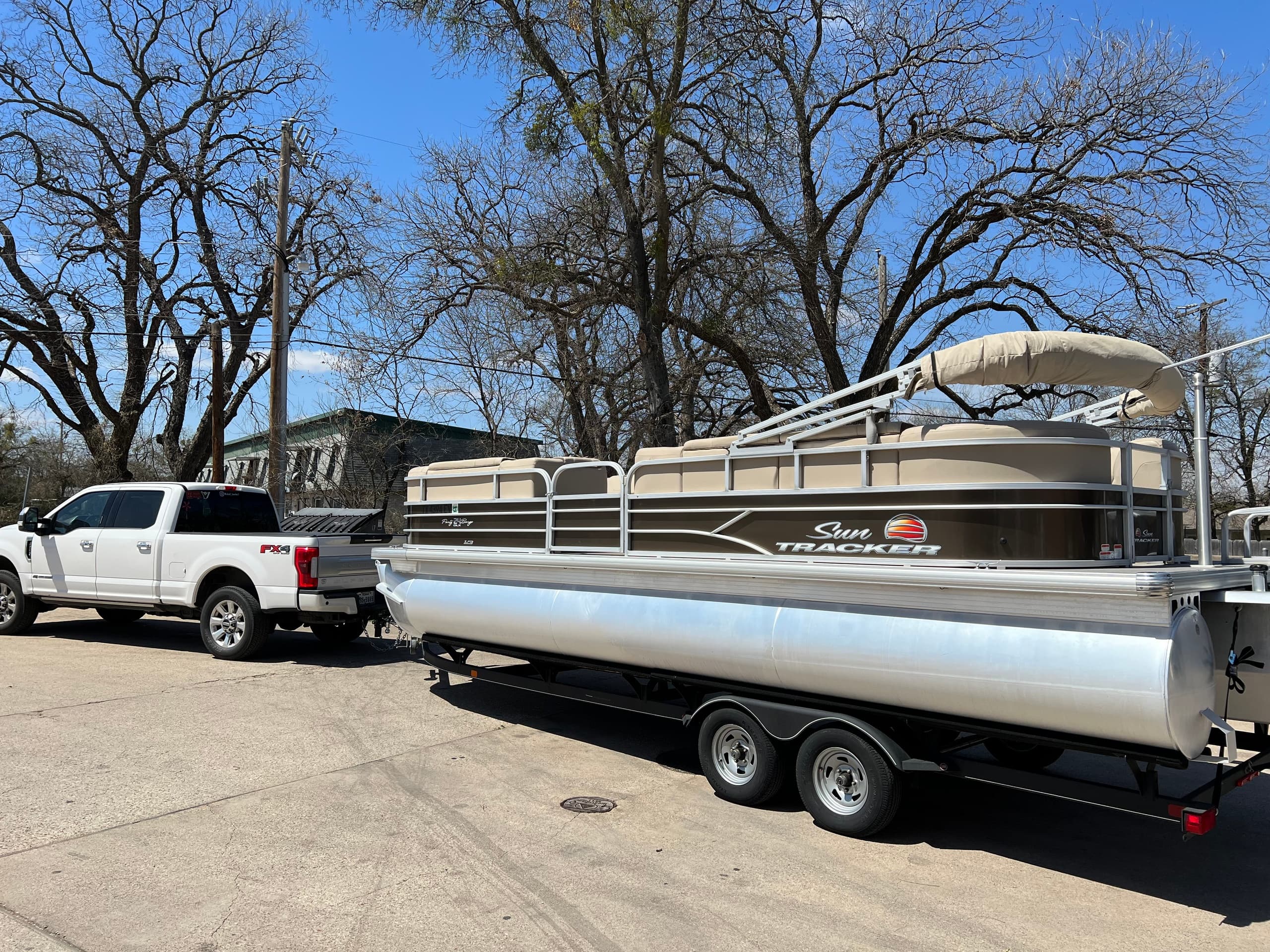 Private 24' SunTracker Pontoon Adventure on Lake Austin