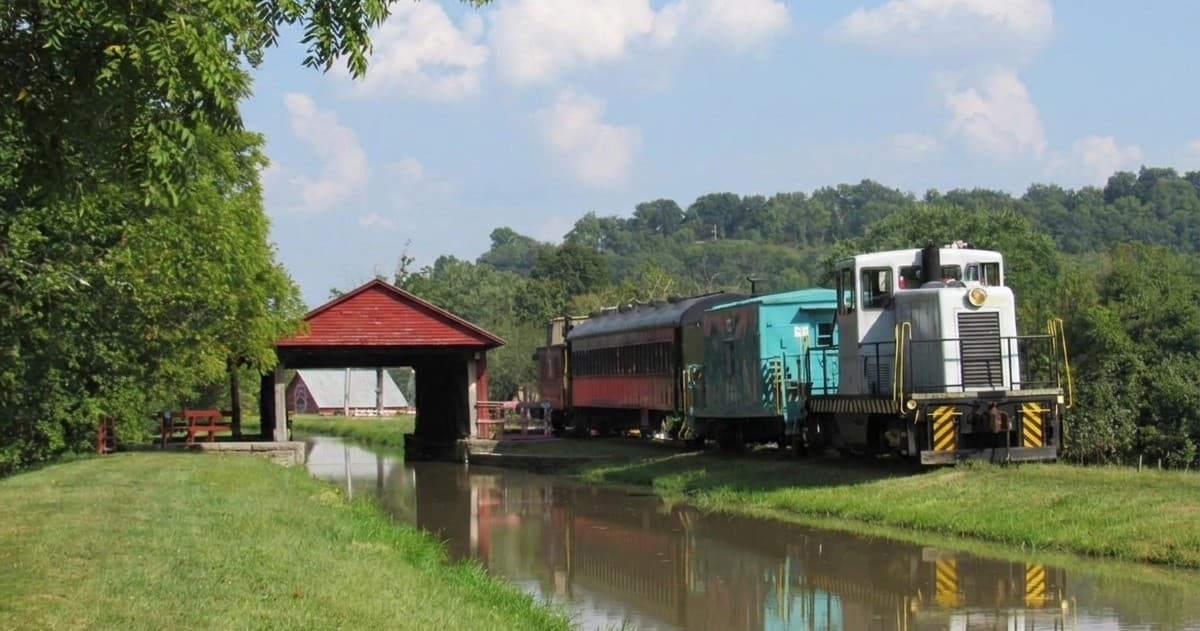 Valley Voyager: Scenic Whitewater Valley Train to Historic Metamora