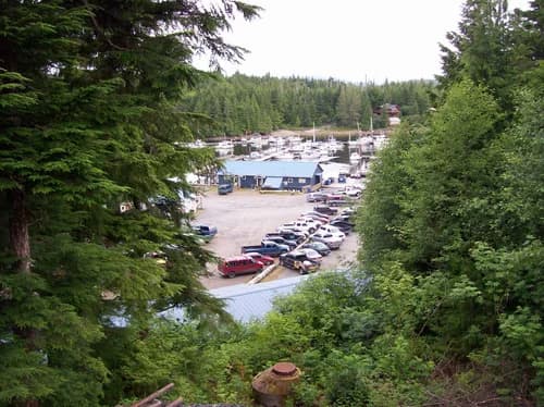 Waterfront basecamp: Captain’s Suite A at Knudson Cove Marina, Ketchikan photo 4