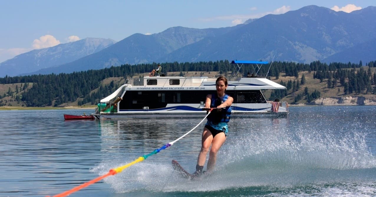 Sunshine Houseboats & Marina: Sport Boat Ski Add-Ons in Newgate