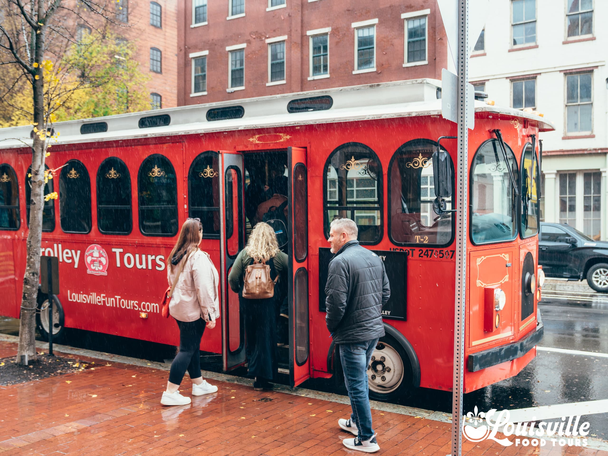 Bourbon Trolley: Louisville Distillery Tours, Speakeasy Tastings & Barrel-Aged Bites photo 1