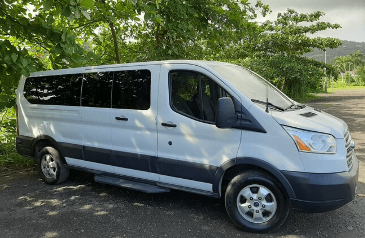 Private Round-Trip Transportation in Fajardo, Puerto Rico