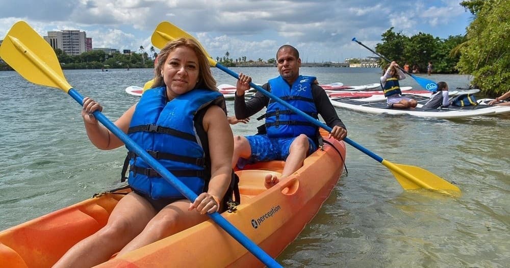 Double Kayak Rental Adventure at Dos Hermanos Bridge, San Juan