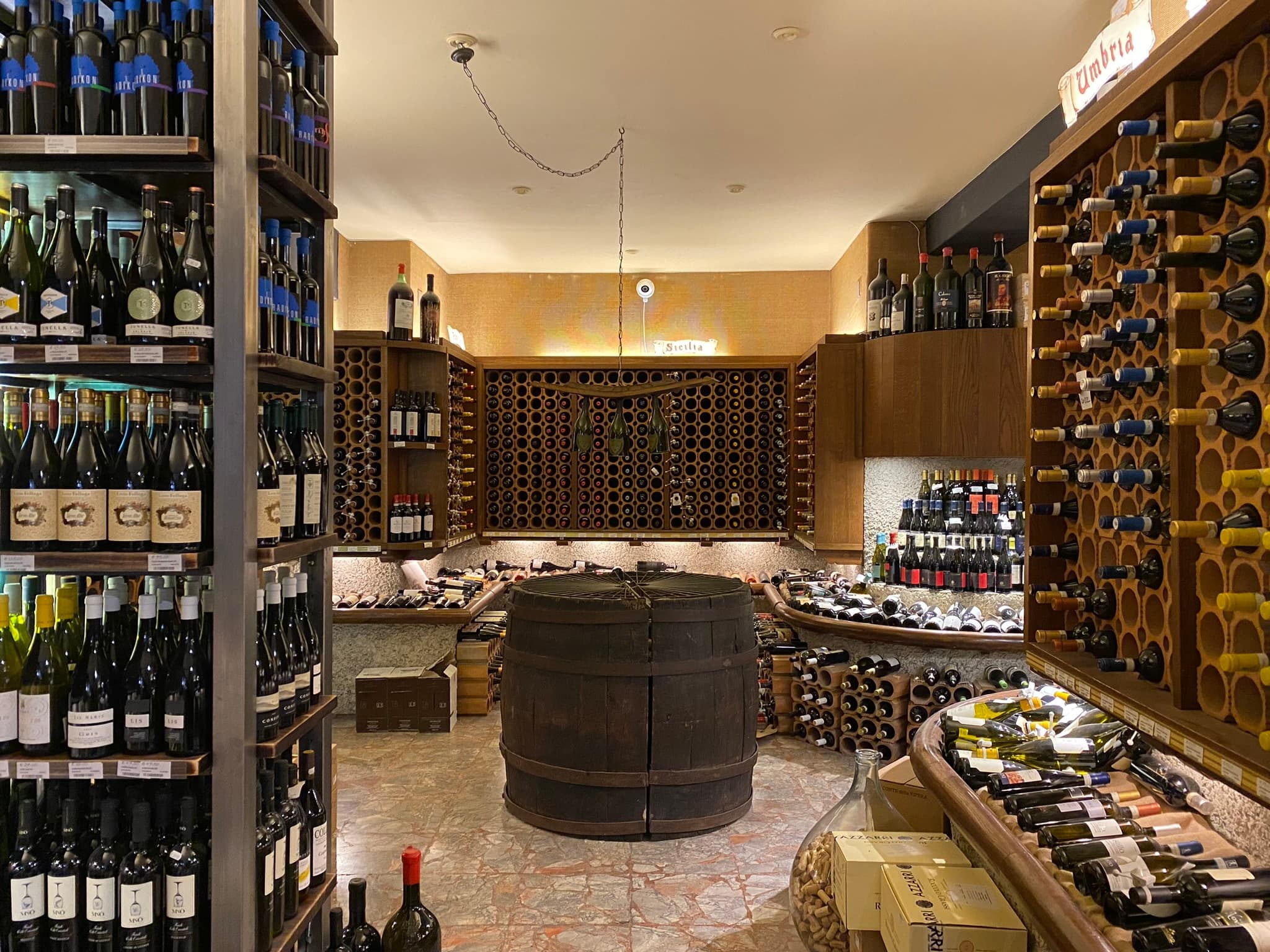 Florence Wine Tasting with Hidden Experiences
