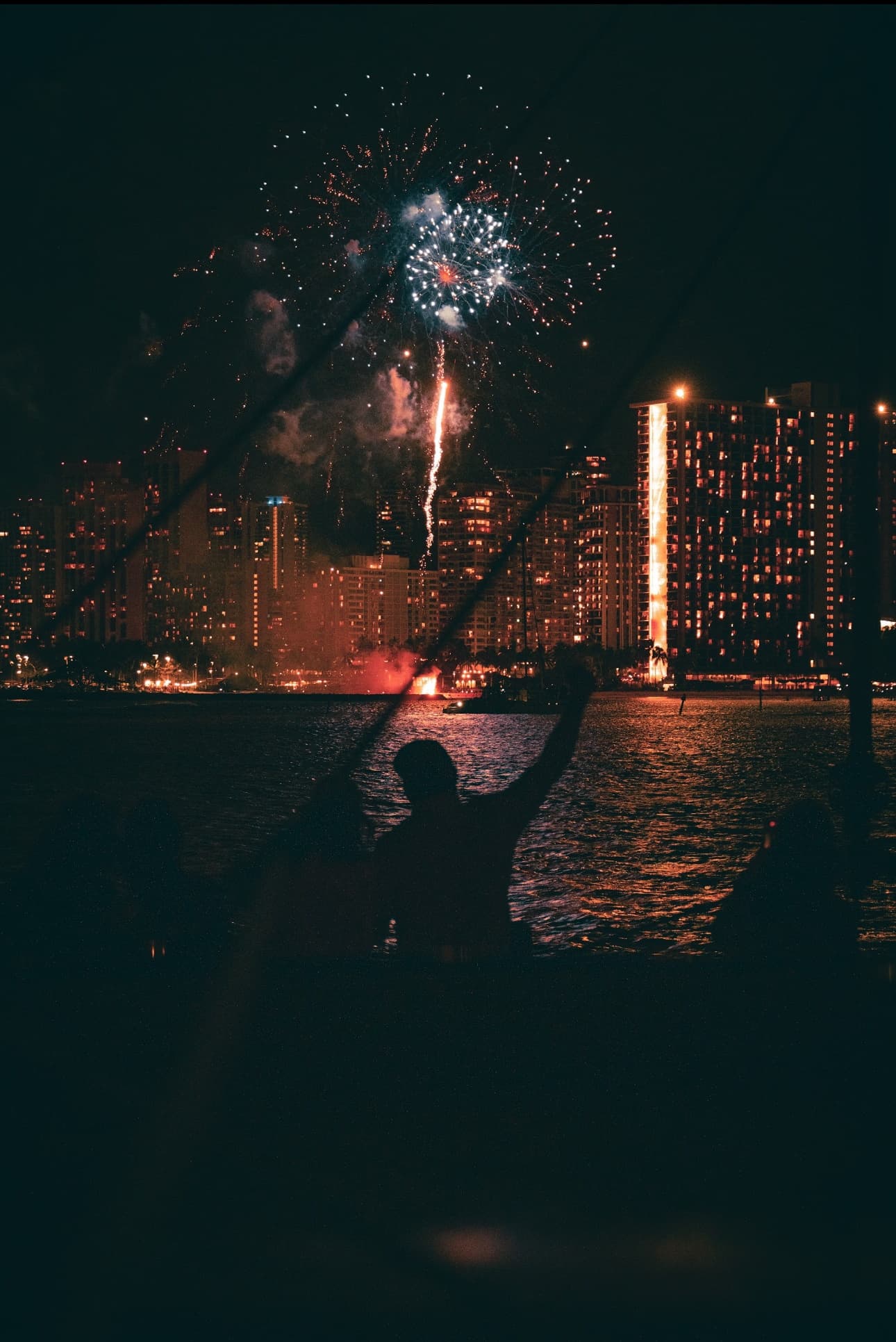 Honolulu Friday Night Fireworks Cruise aboard Na Hoku 2 photo 2