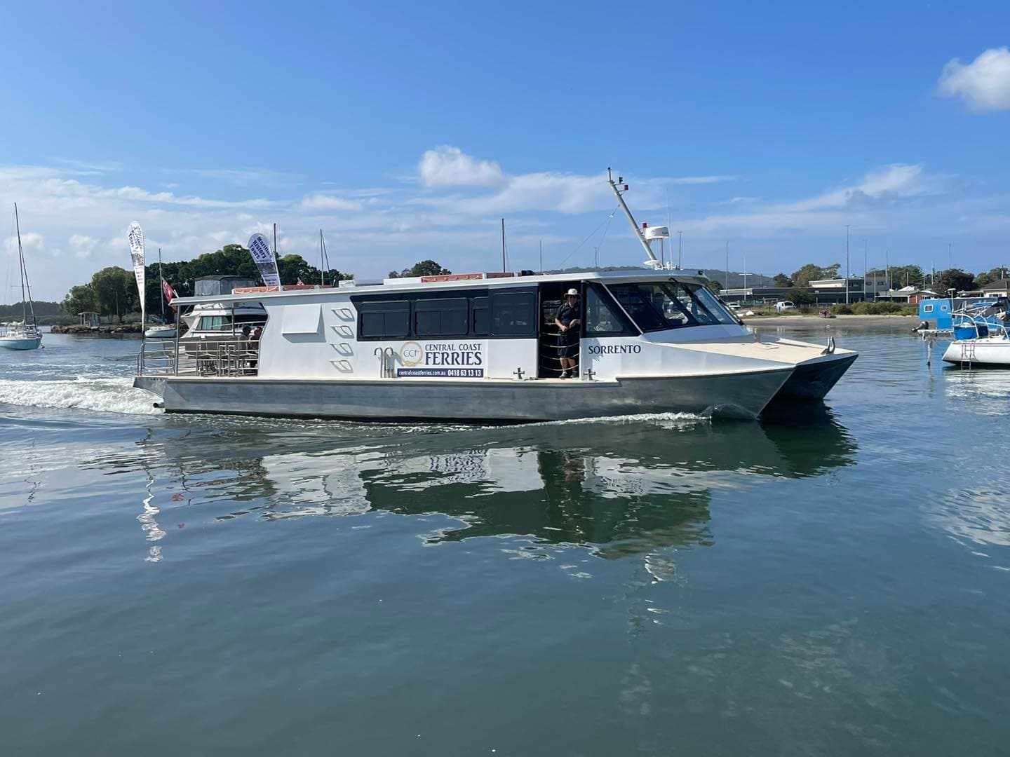 Water Activities & Ferry Tours with Sorrento Private Hire on the Central Coast