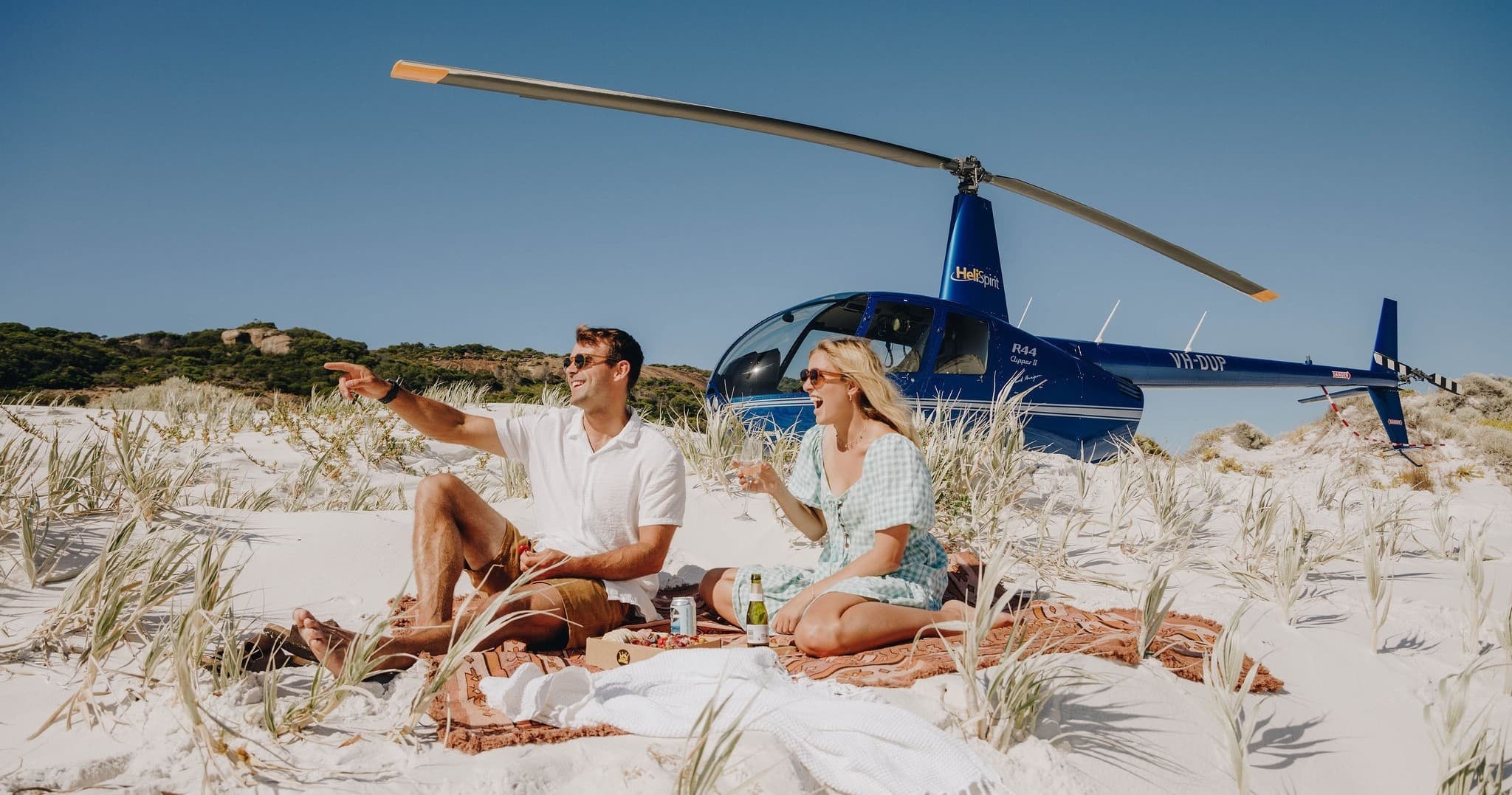 Helicopter Beach Landing Over Esperance: Scenic Flight to Lucky Bay and Hammer Head