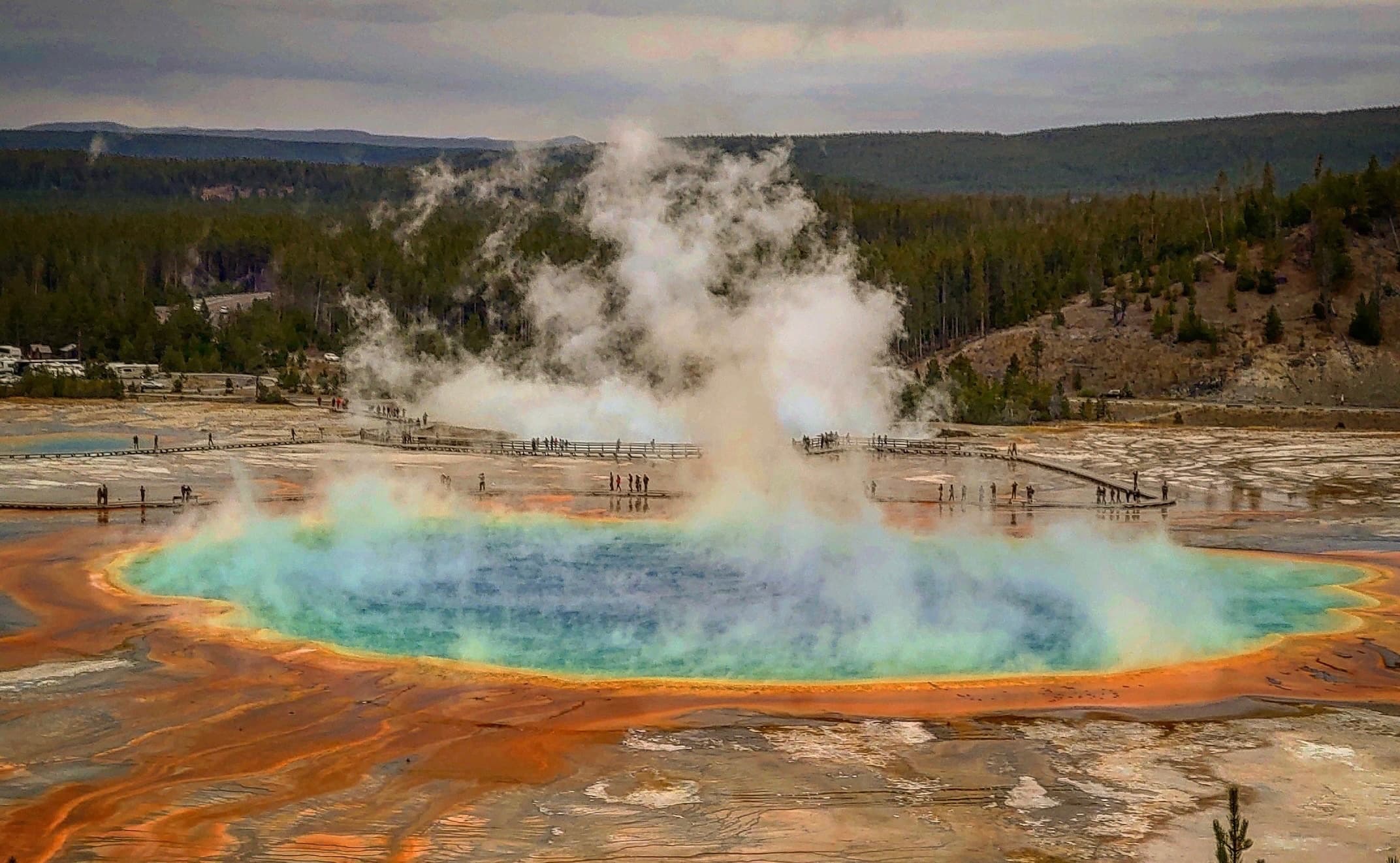 Customized Yellowstone National Park Tour: Personalize Your Iconic Adventure