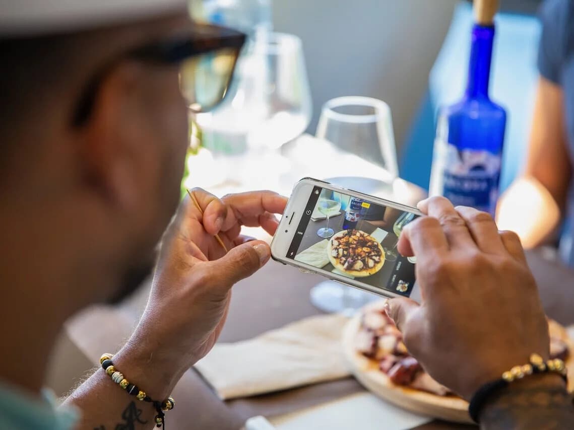 Ruta del Pulpo desde VIGO: Octopus Cruise, Tasting & Galician Music in the Rías Baixas