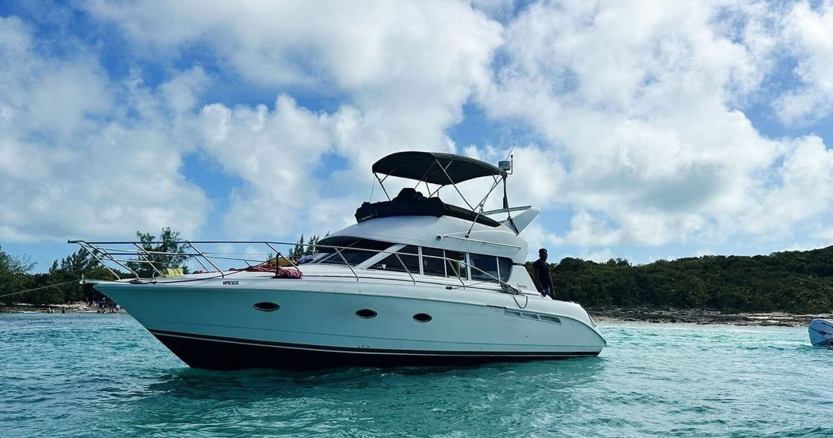 Bottom Fishing in Bahamian Waters with Aquanaut Adventures