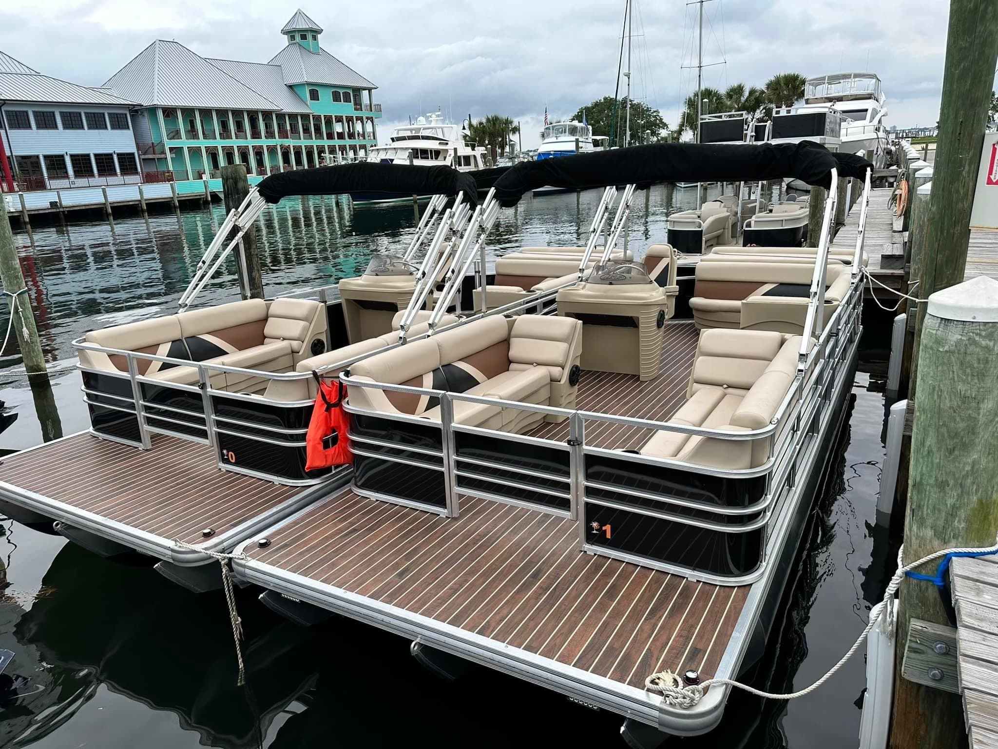 Explore Panama City on a Deluxe 12 Passenger Pontoon Boat