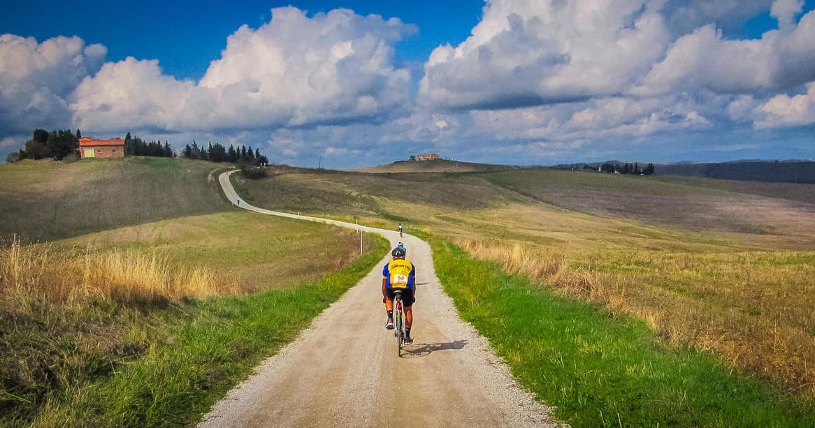 Explore Tuscany’s Countryside on the E-Road Bike Pergusa: A 5-Day Electrifying Adventure