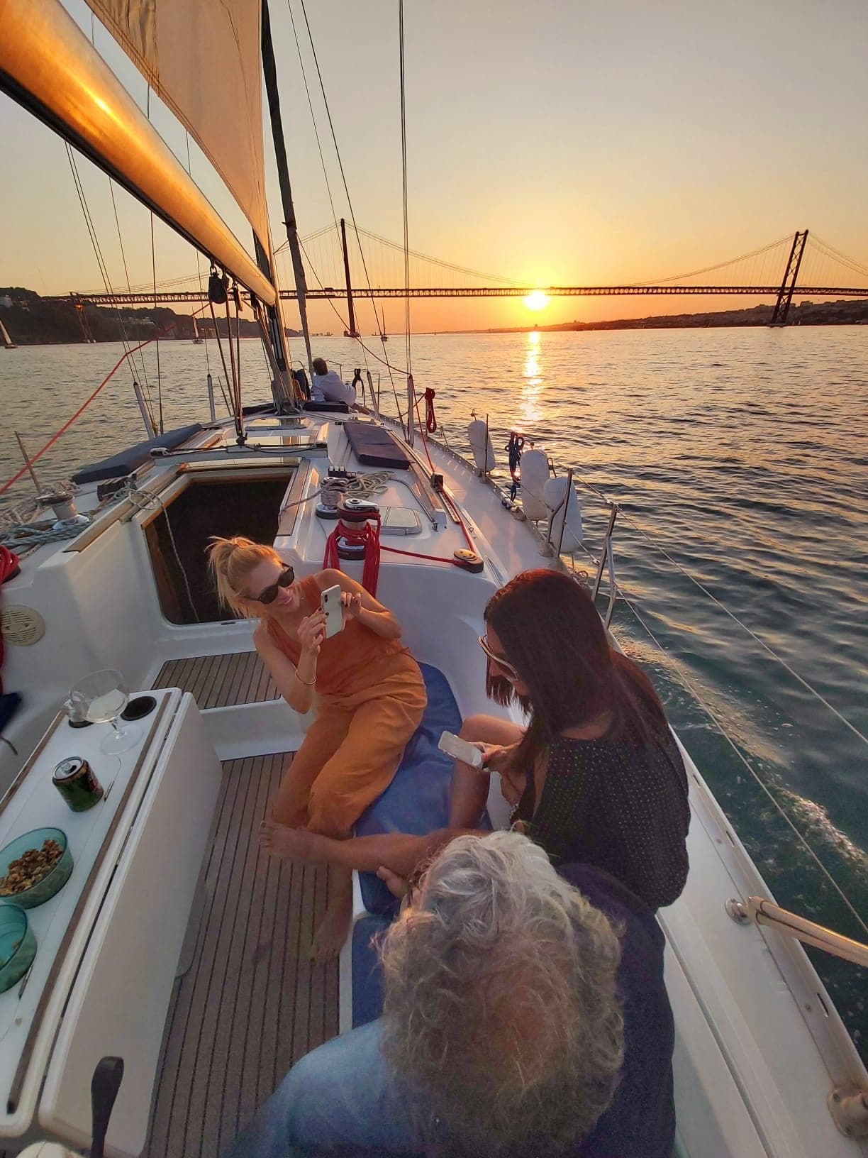 Sunset Boat Tour with Breeze Passion in Lisbon