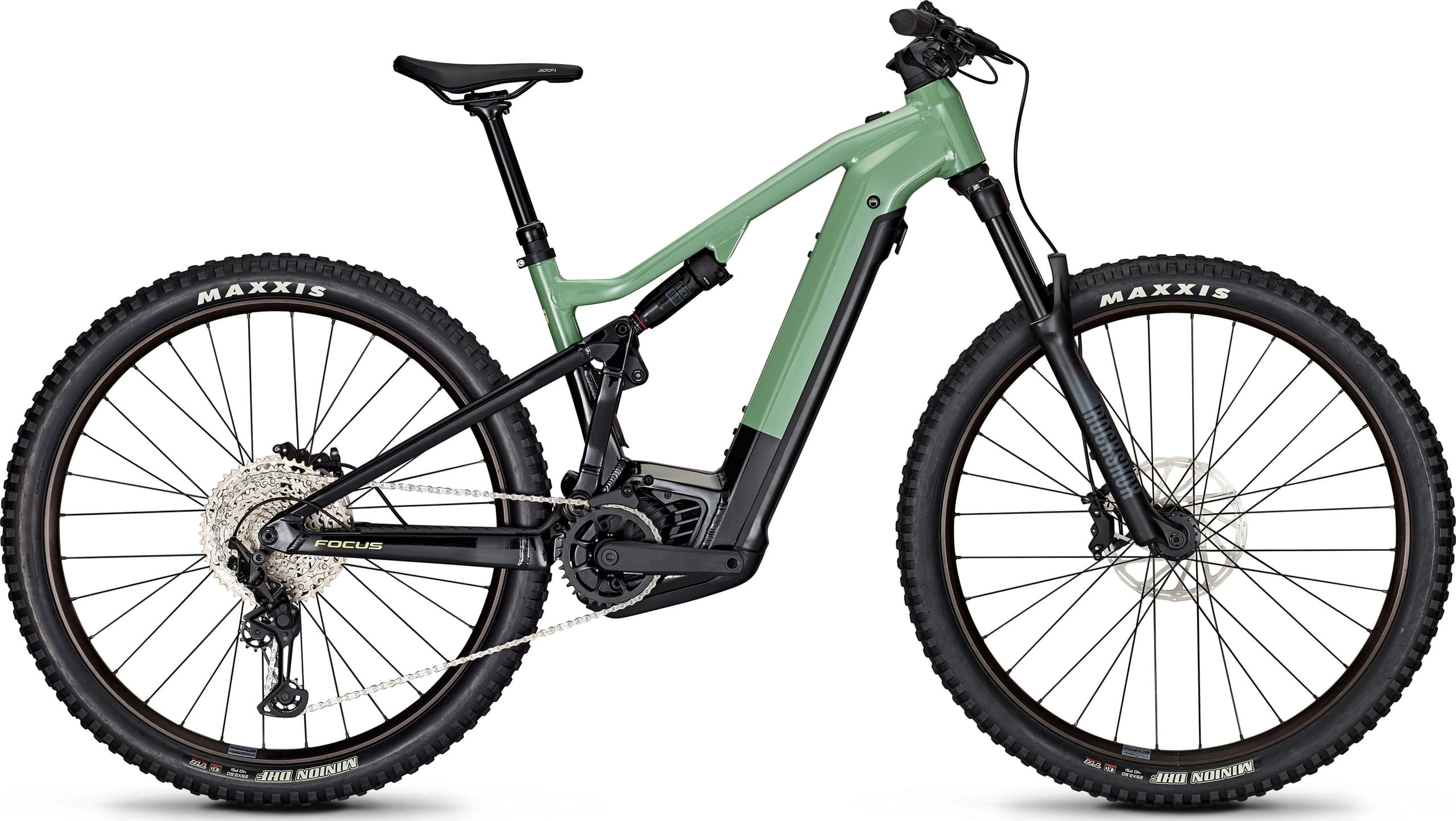 Mountain Biking Adventures with Motor Verde in the Trails