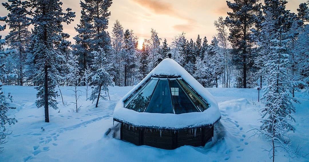 Nighttime Sleigh Adventure in Inari: Glimpse the Northern Lights on a Magical Winter Ride