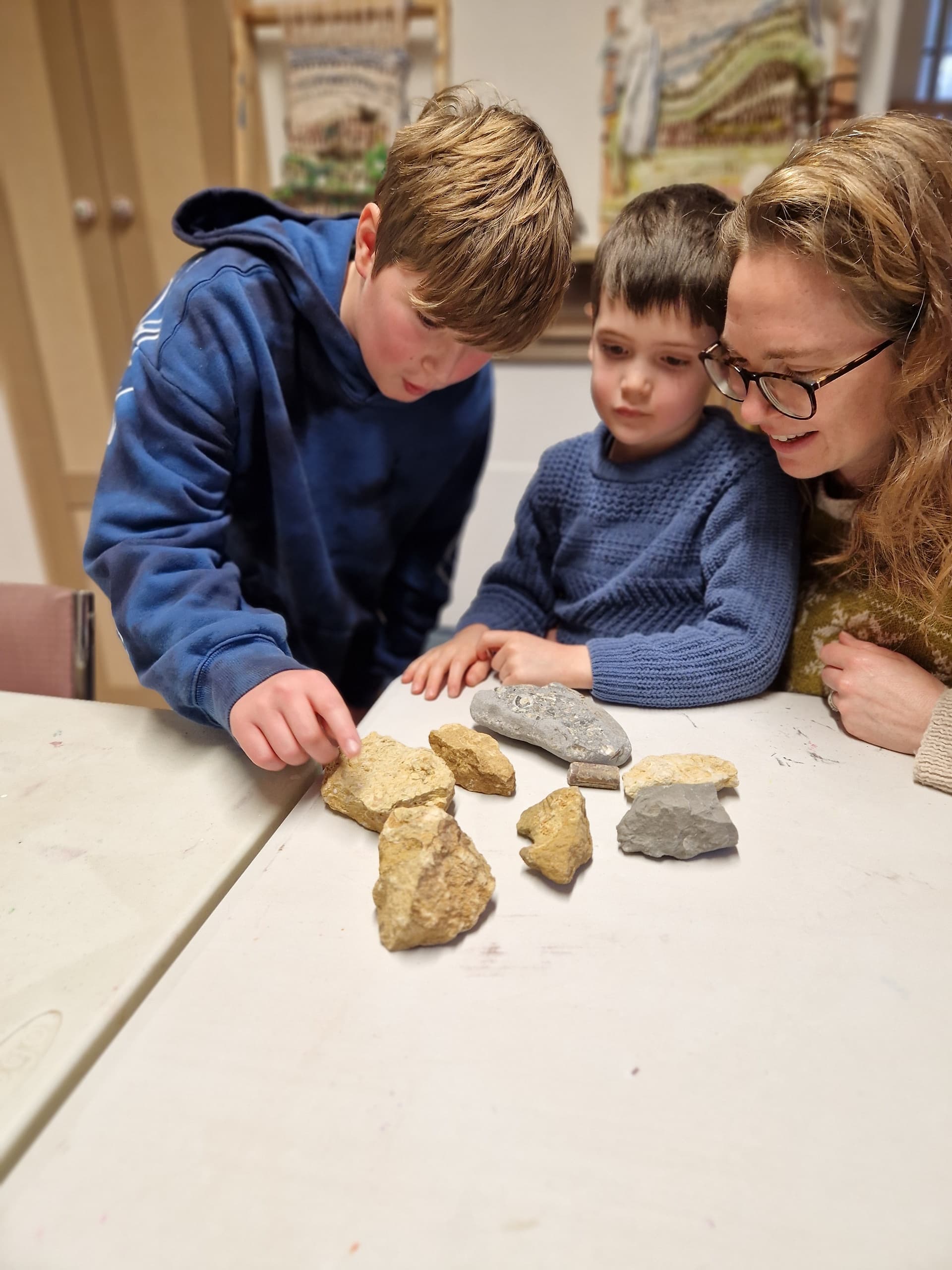 Handle Jurassic Fossils in Broadway: Fossil Workshop with Olly Peacop photo 2