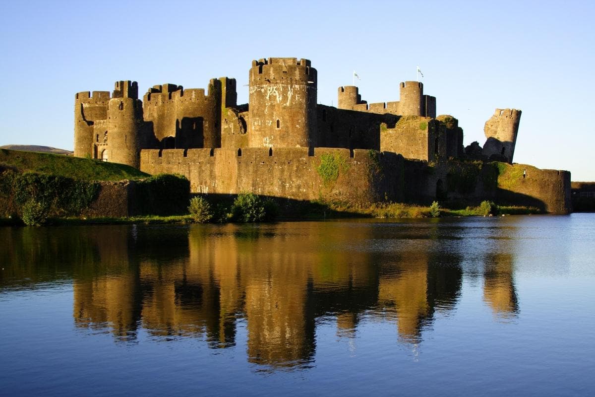 Between Towers and Moats
