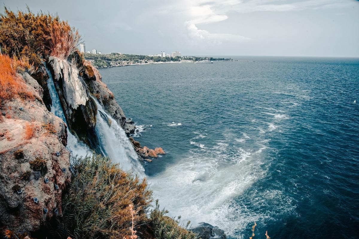 Where Water Meets Sea