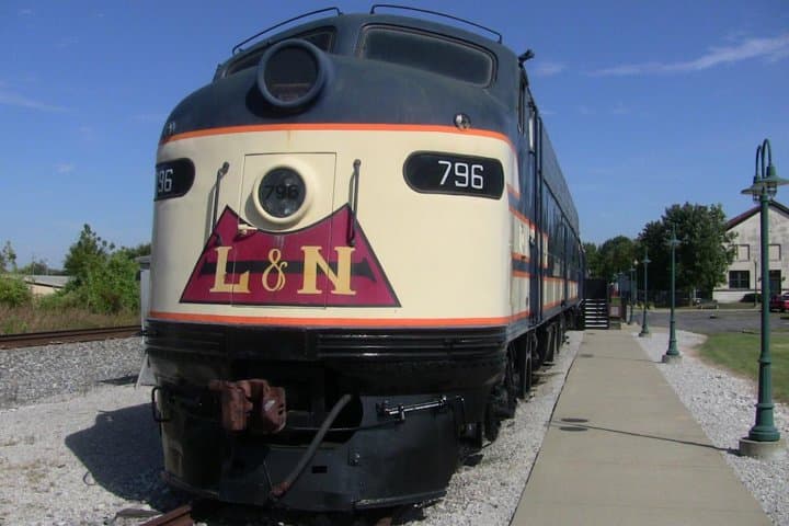 Historic RailPark & Train Museum Guided Tour — L&N Depot Railcars in Bowling Green