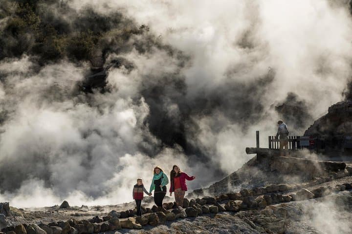 Hell's Gate Geothermal Walk: Explore Rotorua's Most Active Thermal Reserve photo 3