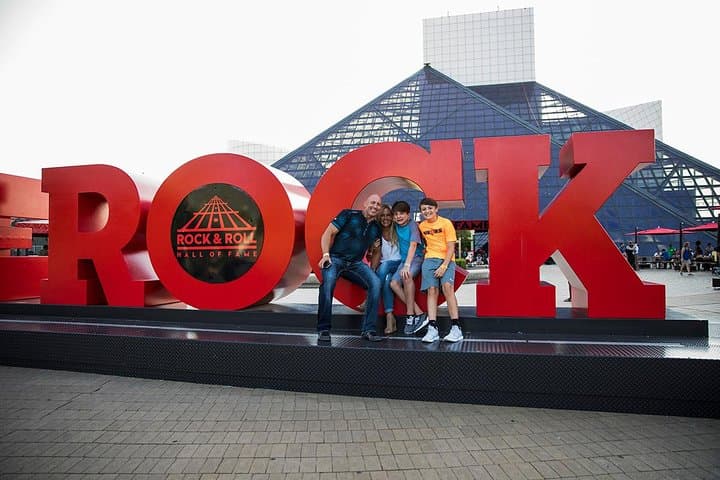 Rock and Roll Hall of Fame Admission: What to Expect at Cleveland’s Iconic Music Museum photo 1