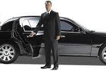 Private LAX Airport Transfer to Hollywood, Santa Monica & Beverly Hills photo 1