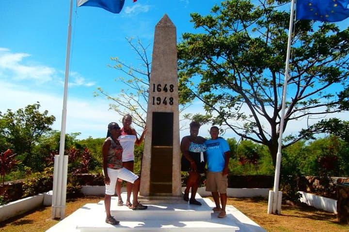 Philipsburg to Marigot: Cross-Border Sightseeing on St. Martin in 3–4 Hours
