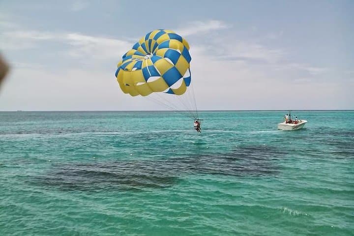 Fly High Watersports Combo: Parasailing and Flyboarding in Montego Bay photo 2