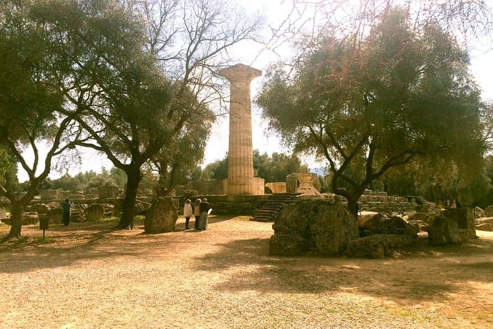 7-Day Peloponnese Private Tour: Nafplio, Mani & Ancient Sites
