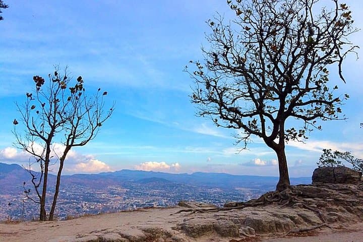 La Tigra and El Picacho Day Hike: Cloud-Forest Trails Near Tegucigalpa photo 2