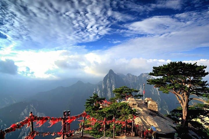 Mount Huashan 2-Day Adventure & Hot Spring Retreat from Xi'an photo 2