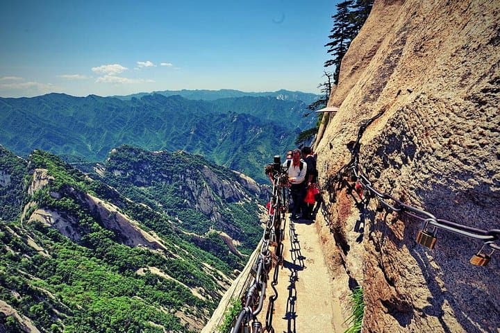 Huashan Adventure from Xi'an: Private Day Climb to Mount Hua's Peaks photo 3