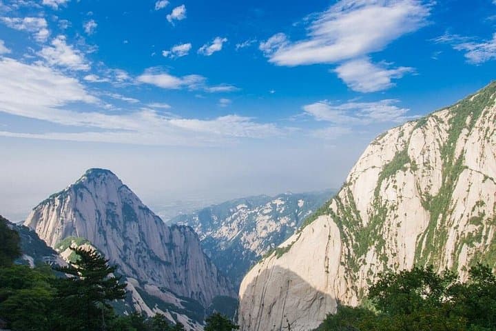Huashan Adventure from Xi'an: Private Day Climb to Mount Hua's Peaks photo 4