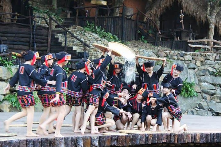 Yanoda Rainforest & Li Minority Day Tour — Sanya’s Tropical Walk and Cultural Showcase photo 2