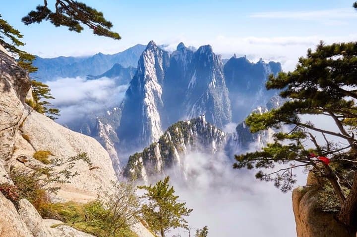 Xi'an to Mount Huashan by Bullet Train: Day Hike to North Peak photo 2