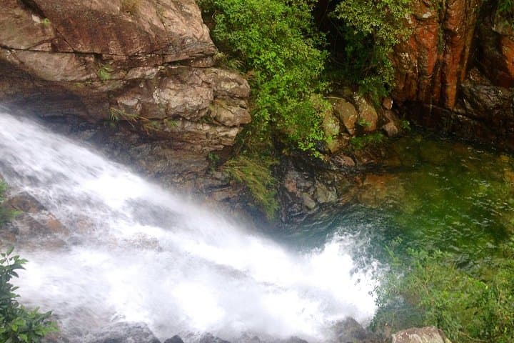 Lantau Three Dragon Gorge River Walk — Tung Chung Gorge Hike with Water Pools