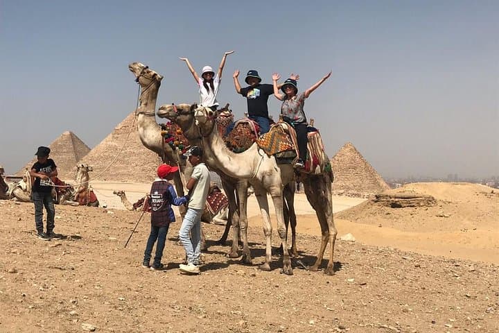 Giza Sunset Camel Ride and Bedouin Dinner: Private Evening Tour photo 3