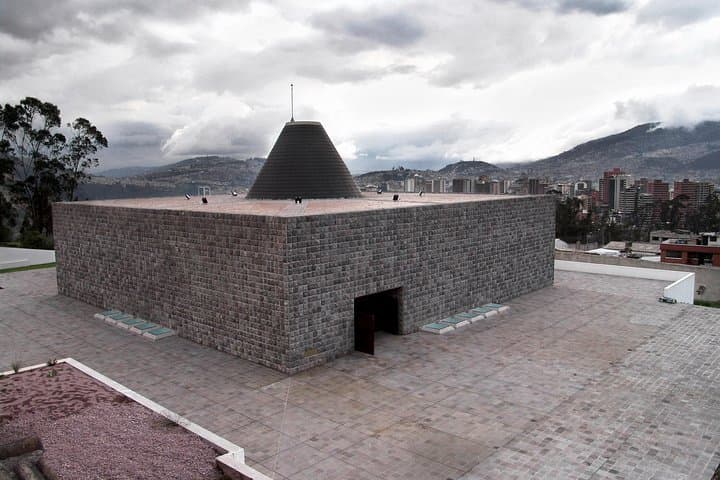 3-Day Cultural Experience in Quito: Old Town, Museums & the Equator photo 2