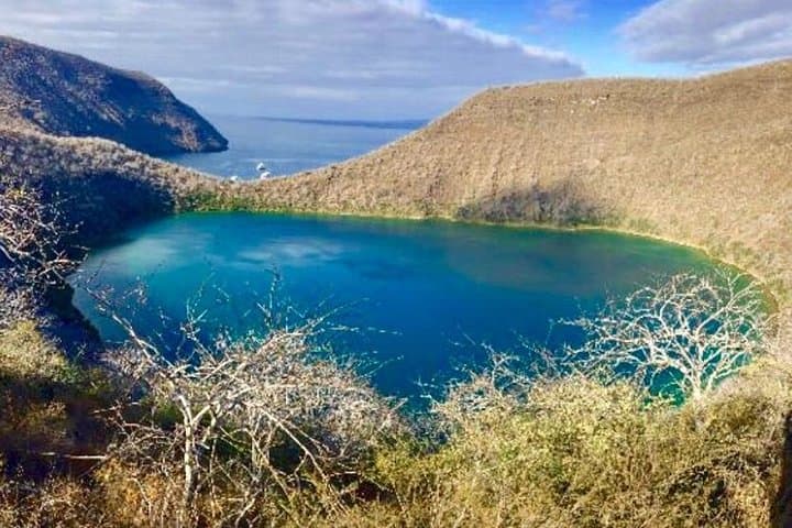 Andes to Islands: Machu Picchu & Galapagos 10-Day Expedition photo 3